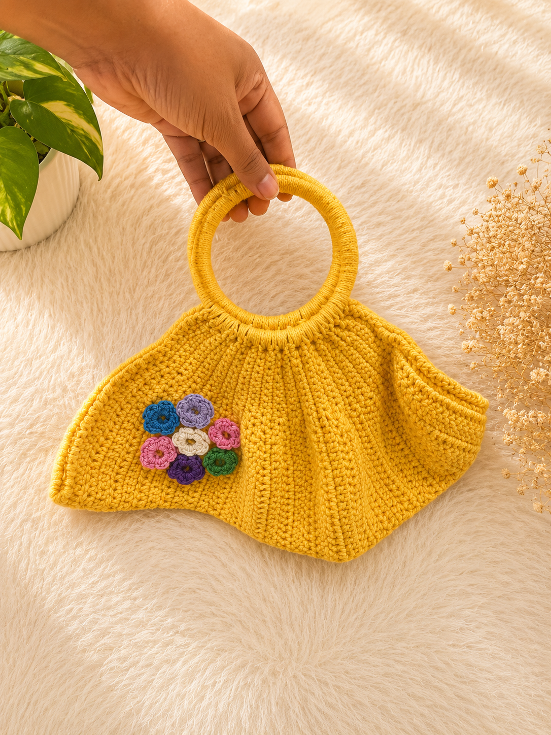 Handcrafted crochet bags and handbags for women and men by The Hook Project