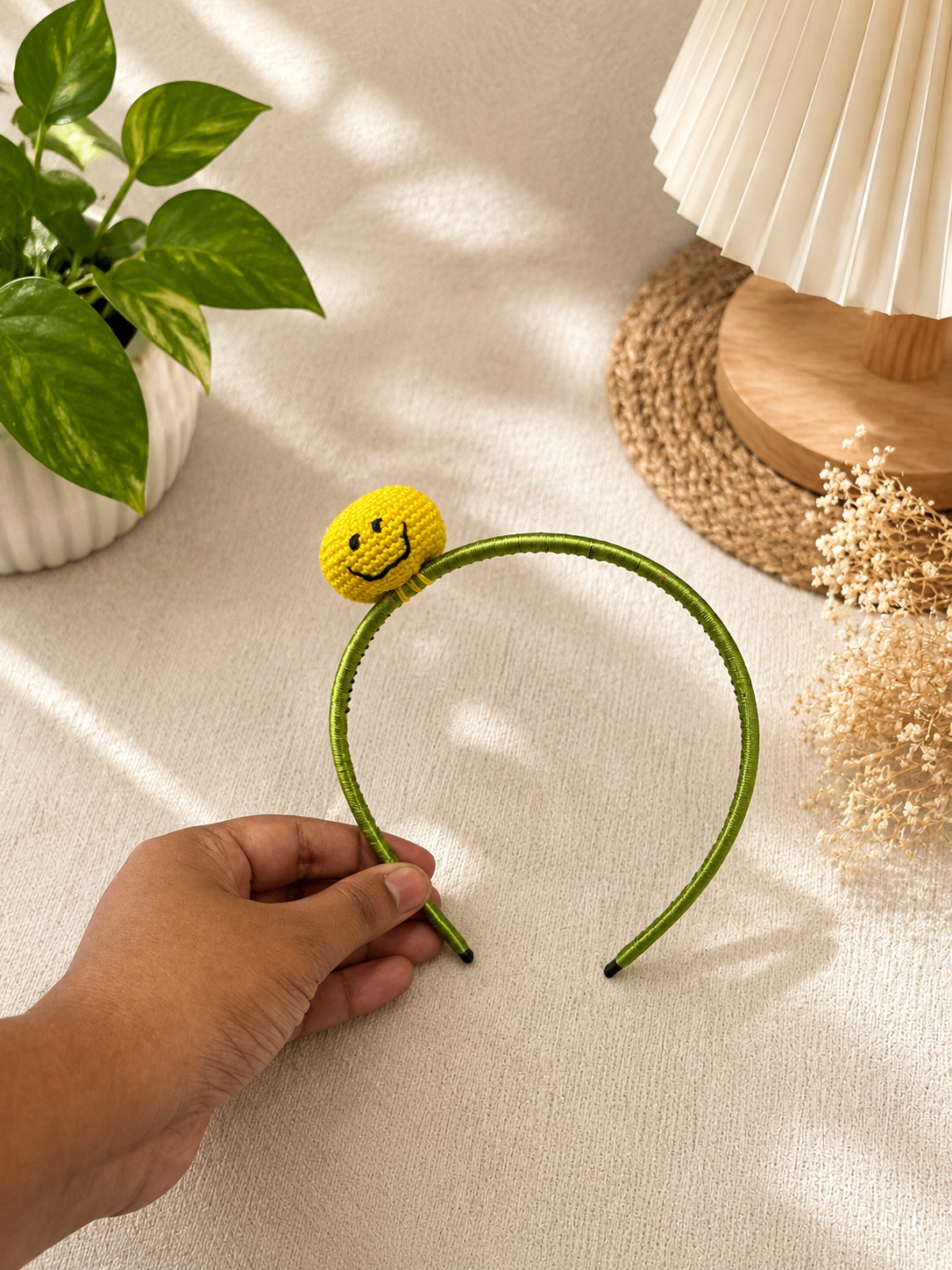 Smiling hairband